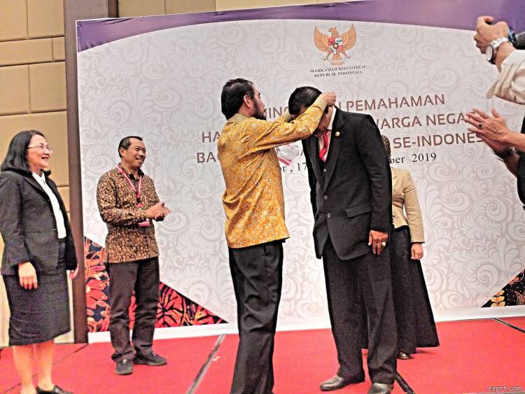 Peningkatan Pemahaman Hak Konstitusional Warga Negara bagi Pengurus dan Anggota Organisasi Profesi