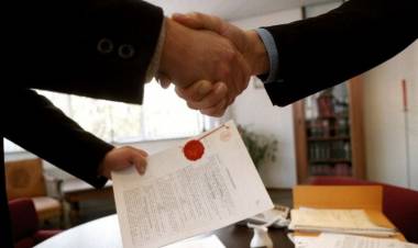 NOMOR INDUK BERUSAHA (NIB) BERFUNGSI SEBAGAI SIUP, TDP, API DAN KEPABENANAN