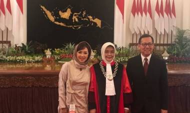 Presiden Saksikan Pengambilan Sumpah Jabatan Hakim MK Pengganti Farida