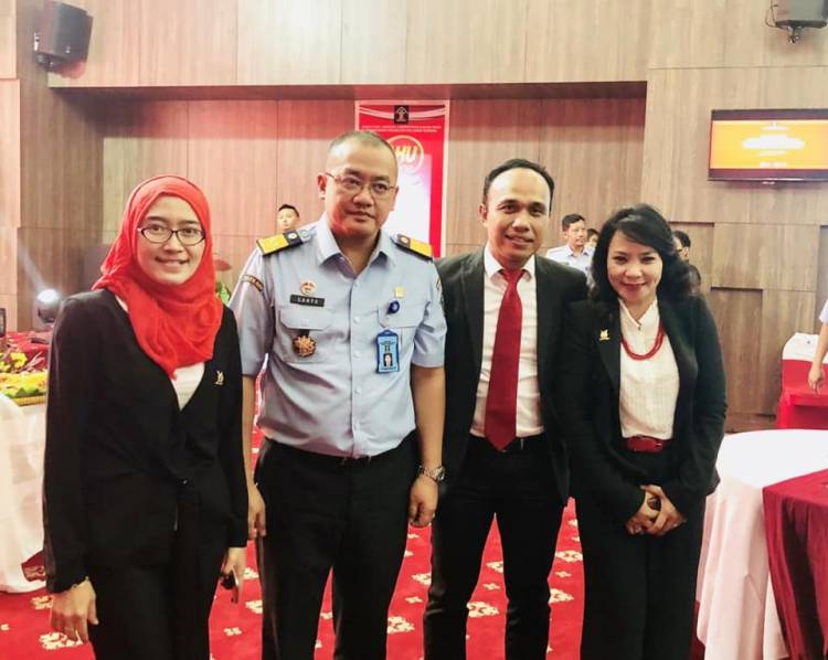 Penandatanganan Komitmen Bersama Pembangunan Zona Integritas pada Ditjen AHU Menuju Wilayah Bebas dari Korupsi (WBK) dan Wilayah Birokrasi Bersih dan Melayani (WBBM)