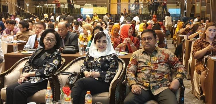 Seminar Nasional Tentang Profesionalisme dan Perlindungan Terhadap Notaris Dalam Menjalankan Tugas dan Jabatan